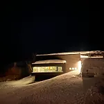 Dom wakacyjny Luxuary Fjord With Sauna And Northern Light Tromsø